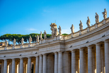 Obraz premium The Papal Basilica of Saint Peter in the Vatican, or simply Saint Peter's Basilica, is a church of the Italian High Renaissance located in Vatican City, an independent microstate enclaved within the c