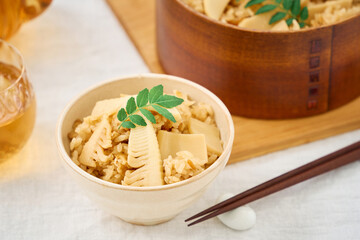 春の味覚 筍ご飯（たけのこご飯）