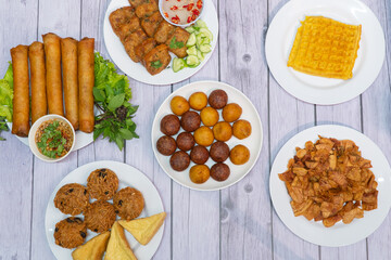 Khanom khai nokgrata (Quail egg-shaped fried sweet potato dumplings deep fried in oil)