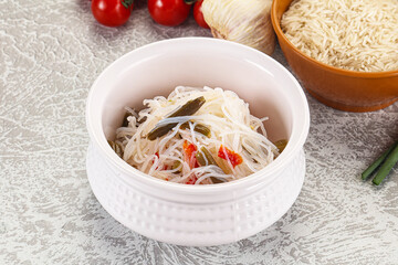 Asian glass rice noodle with vegetables