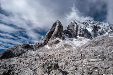 Jade Dragon Snow Mountain is surrounded by clouds and mist all year round. Blue Moon Valley is located at the foot of Jade Dragon Snow Mountain, a magical blue © jenhung
