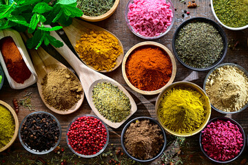 Composition with assortment of spices and herbs