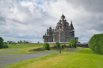 Obraz premium View of the famous Kizhi Pogost at summer day