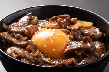 牛サガリ　焼肉丼