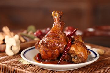 Use spices to combine with marinated meat, chicken thighs