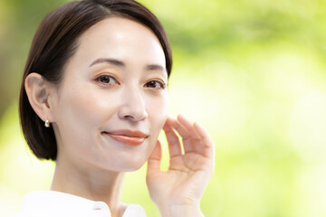 女性　スキンケア
