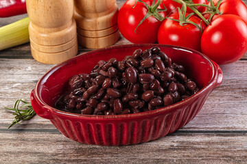 Canned black beans in the bowk
