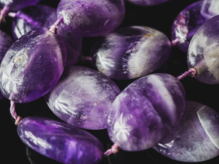 Abstract Jewelry Decorations in Macro Photography: Detailed elements that play with shapes and colors, perfect for art and design.