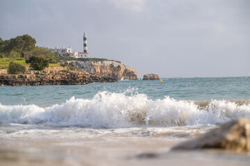 Der Punta de Ses Crestes, Leuchtturm in Portocolom