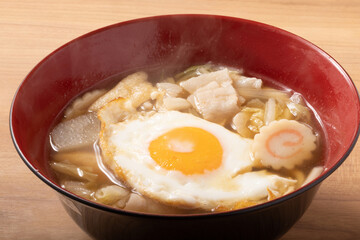 鍋焼きうどん