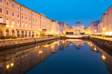 Fototapeta premium Canal grande in Trieste city center, Italy