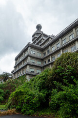 日本の東京都八丈島の古くてとても美しい建物