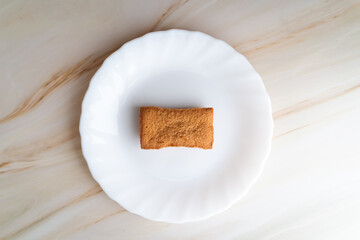 One Financier on plate⑤