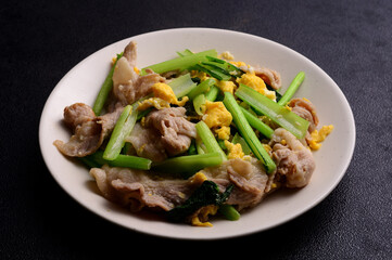 豚肉と小松菜の中華風卵炒め