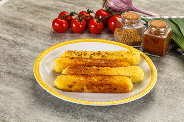 Crispy breaded mozarella cheese sticks