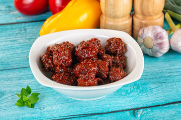 Minced meef meatball with tomato sauce