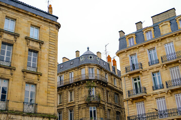 facade of a building in the center of bordeaux