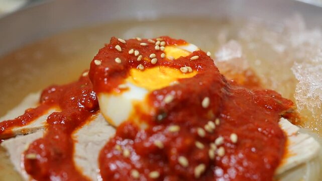 Cold buckwheat noodles with spicy sauce