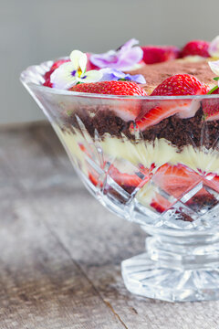 trifle dessert in crystal bowl