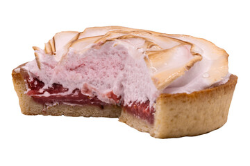 Tartelette à la framboise meringuée coupée, au format PNG pour incrustation