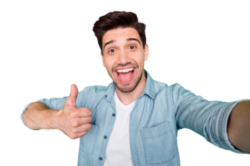 Photo of cheerful positive attractive ecstatic man at leisure showing you thumb up leaving feedback excellent shouting isolated over green vivid color background