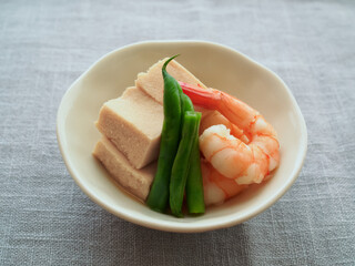 高野豆腐と海老の煮物