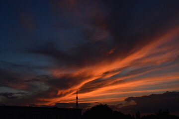 Obraz premium Himmel, Sonnenuntergang, Abend, Wolken, Natur