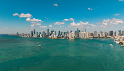 Obraz premium City skyline. Miami from Brickell Key in Florida. Skyscraper in downtown city. Cityscape skyline. Brickell building in Miami downtown. Brickell skyline with skyscraper architecture. Luxury life