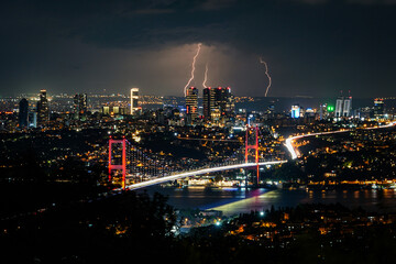 Fototapeta premium Bosphorus Bridge and lightening in Istanbul, Turkiye