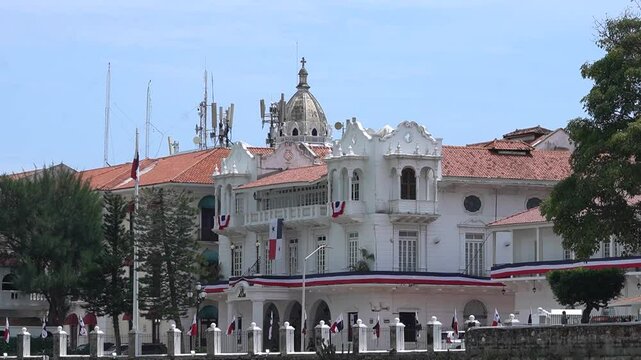 Palacio de las Garzas panama president house