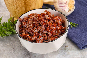Red steamed rubine rice garnish