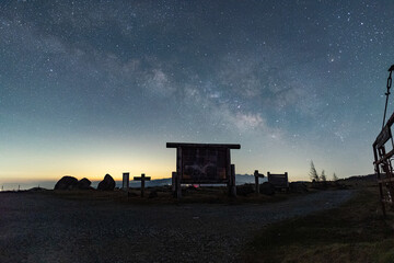 Obraz premium 美しい高原の天の川