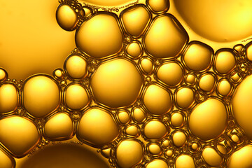 The molecular structure of essential oils is round particles of different sizes gathered in groups,...