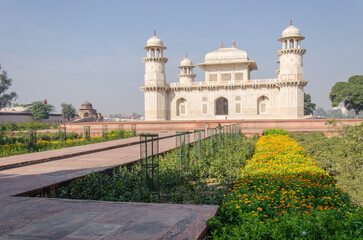 Fototapeta premium Itmad-Ud-Daulah Tomb. Beautiful architecture of baby Taj, Agra, Uttar Pradesh, India.