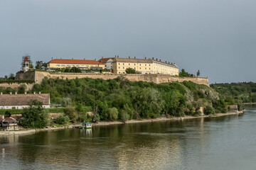 Festung Petrovaradin an der Donau in Novi Sad