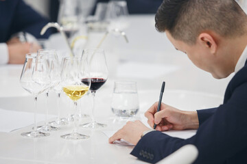 Sommelier school. Professional wine waiters are trained. Winemaking courses, wine tasting. 
