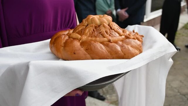 bakery product, a large pie at a traditional wedding event, Russian bread called a loaf