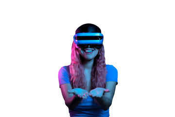 Pink-haired Latina woman amazed by what she sees in the metaverse.