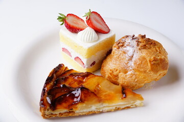 苺ショートケーキ　洋菓子