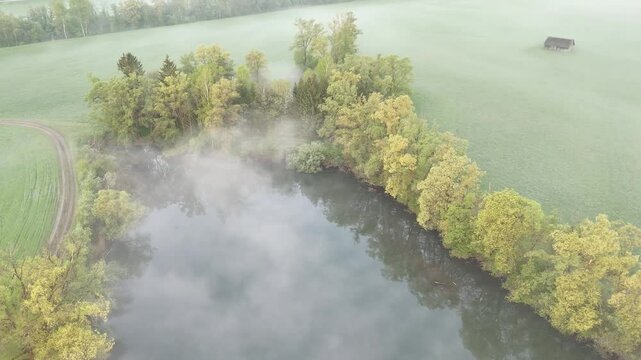 Ennstal mit Morgennebel