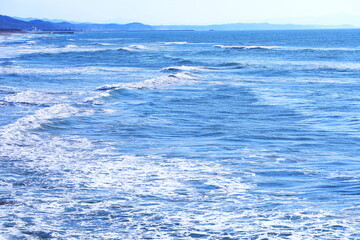 青く美しい海原