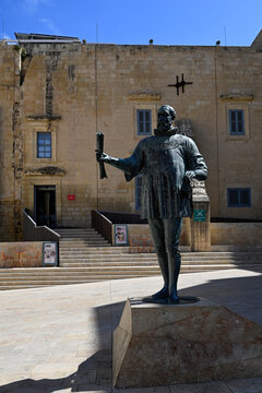 VALLETTA, MALTA - APRIL 11, 2025:  Memorial statue of Jean de Valette (Grand Master of the Order of Malta) in Piazza Jean de Valette