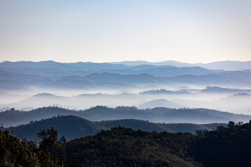 Fog condensation on the mountains © Mauro Rodrigues