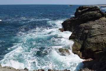 山形県庄内浜の荒波