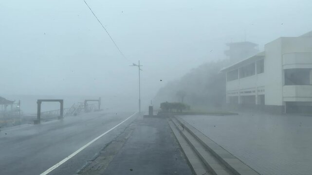 Major Hurricane Eyewall Rain Flying Everywhere - Haikui