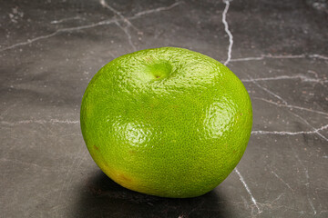 Green ripe fruit sweetie citrus