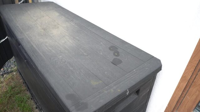 Garden storage box