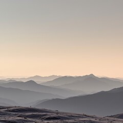 Obraz premium Mountain Range Silhouette at Dusk