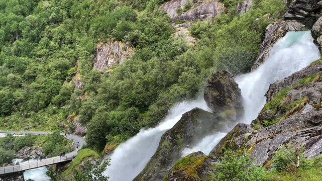 Jettegrytene Pottholes and bridge Norway