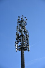 maszt telekomunikacyjny telefonia 5G 